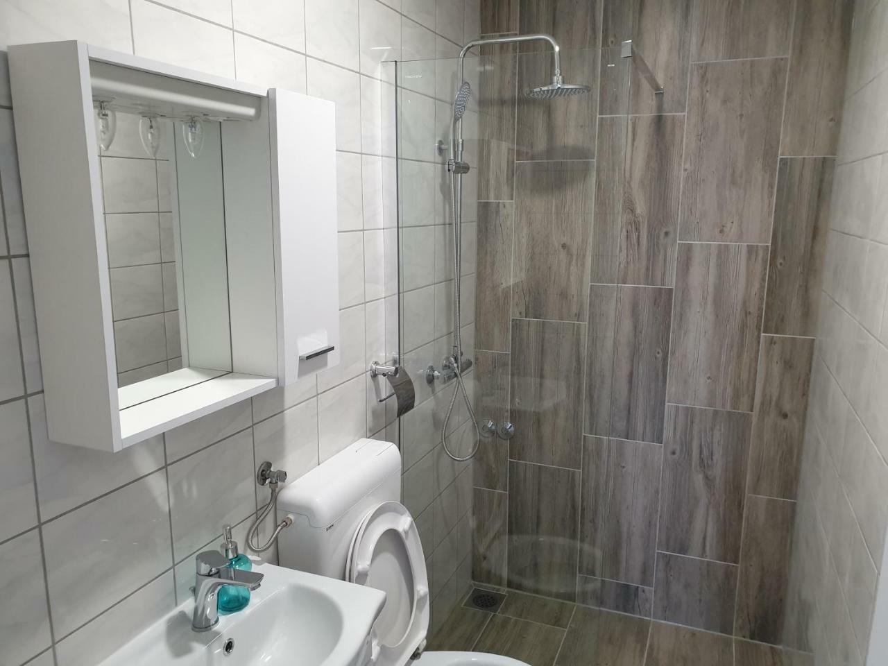 Best View Apartments Cesarica Luaran gambar