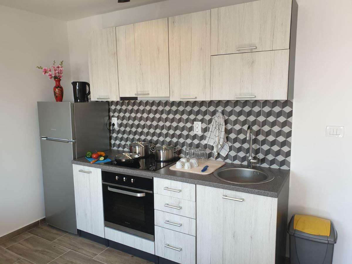 Best View Apartments Cesarica Luaran gambar