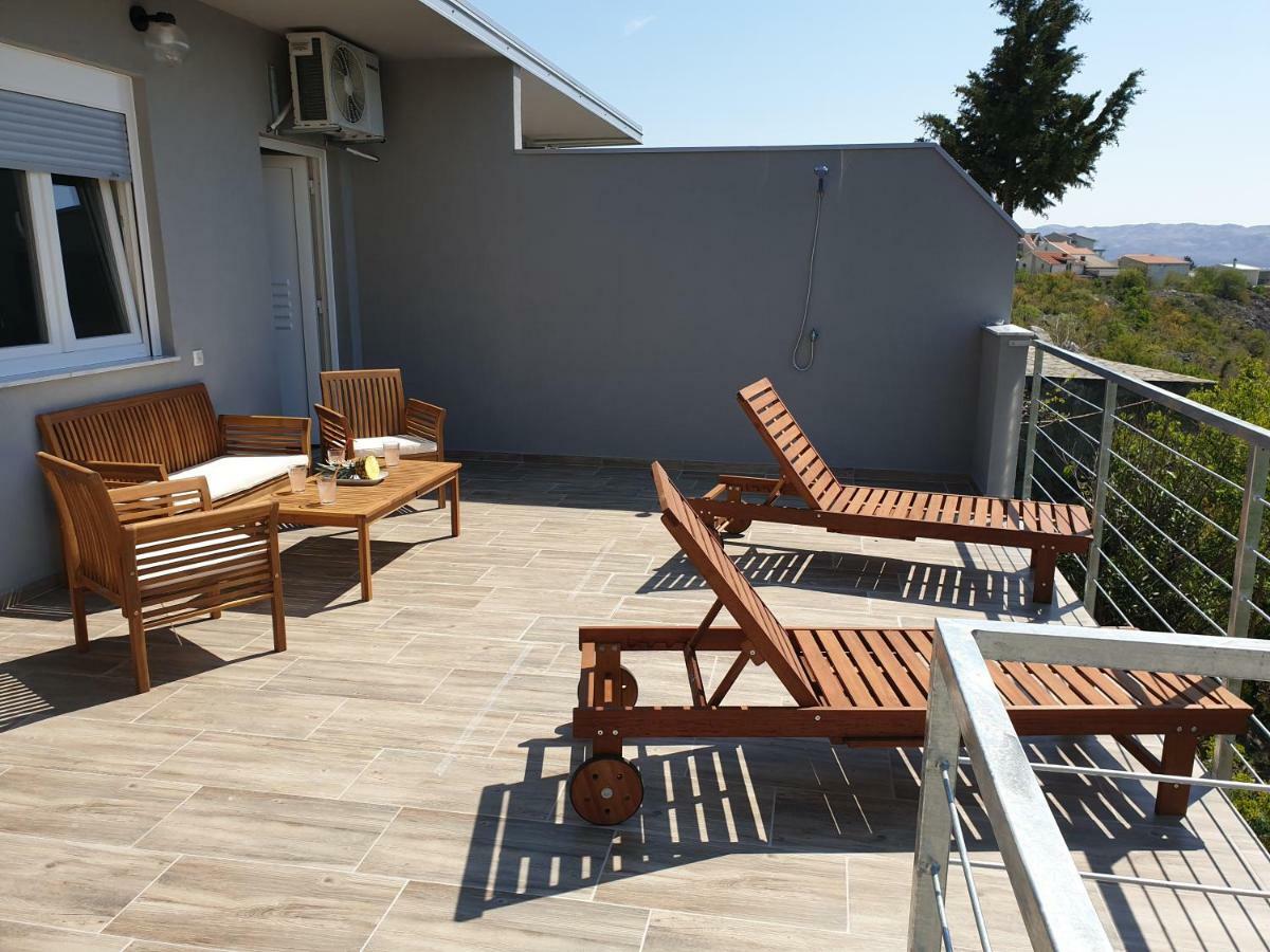 Best View Apartments Cesarica Luaran gambar
